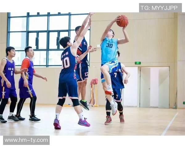 武汉篮球队的意识提升与团队凝聚力探讨聚焦篮球发展新方向